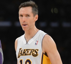 Steve Nash, amaro ritorno a Phoenix con i Lakers | ©Harry How/Getty Images