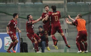 La Reggina esulta dopo il gol di Comi © Maurizio Lagana/Getty Images