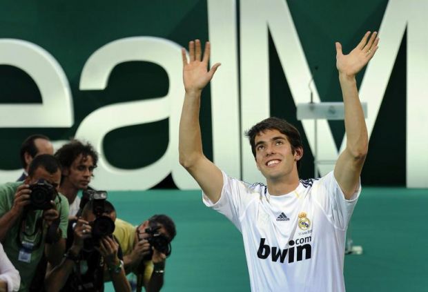 kak-la-presentazione-al-santiago-bernabeu-il-pallonaro