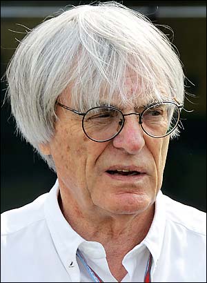 F1, Ecclestone tifa Red Bull: “Mondiale a Webber o Vettel”