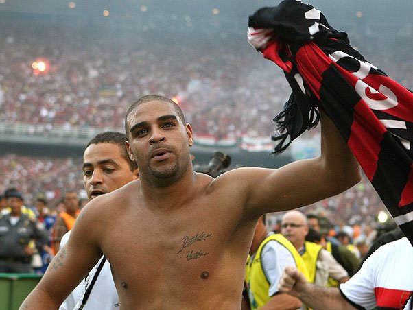 Milan: Braida in Brasile per trattare Adriano per un tandem esplosivo con Ronaldinho