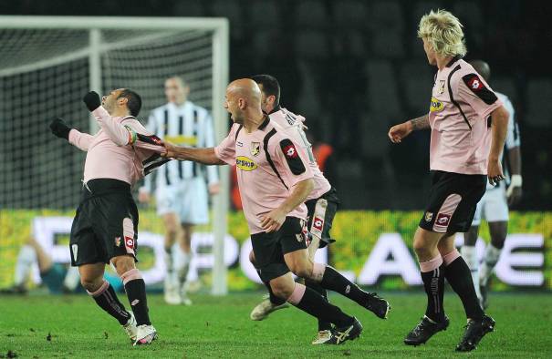 Tripletta di Miccoli e Bologna ko. Il Palermo è da Champions