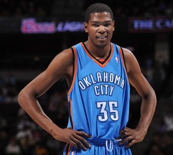 NBA, playoff: Durant schianta i Grizzlies, Rose stende Miami