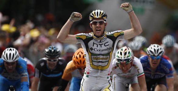 Giro d’Italia: sprint vincente di Goss, secondo Pozzato. Vinokourov sempre in rosa