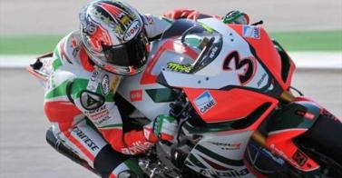 Superbike, Biaggi in pole a Nurburgring