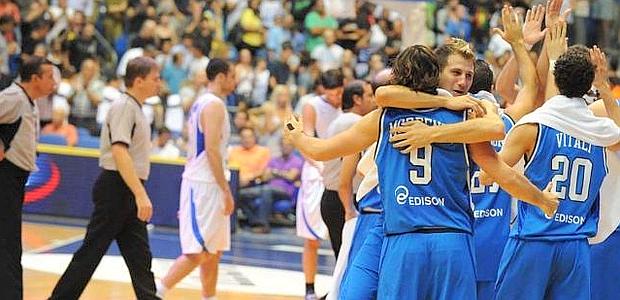 L’Italbasket sbanca Israele. Azzurri ancora in corsa per l’Europeo