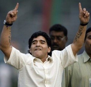 Maradona ancora sotto accusa. E’ un giallo la convocazione di Heinze