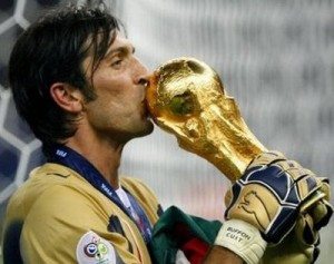 Buffon, miglior portiere del decennio