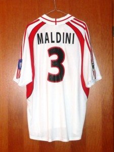 Maldini-day: Adidas e Milan presentano le nuova maglia. L’ultima del numero 3