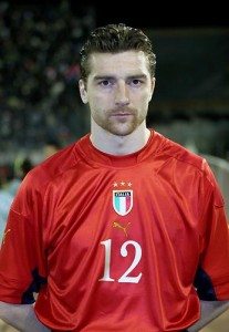 Napoli: Presi De Sanctis e Zuniga. Ora si punta a Pandev