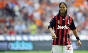 Milan: Ronaldinho ha la febbre. Leonardo ” che sollievo”