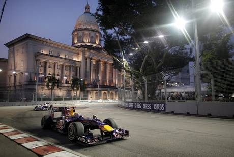 F1: Webber il più veloce nelle prime libere a Singapore