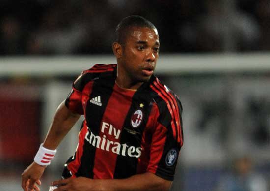 Robinho e Pato allontanano Dinho: “vogliamo Kaka”