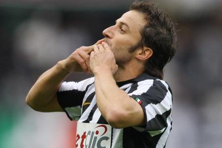 E’ Juve show, travolto il Lecce 4-0. Del Piero come Boniperti