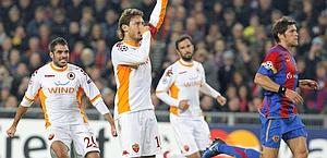 Roma di forza, 3-2 al Basilea. Si sblocca Totti