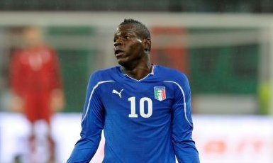 Balotelli out, torna a Manchester