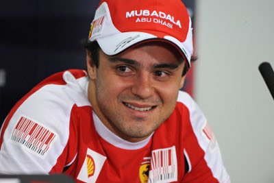 F1, test Pirelli: Massa mette dietro Vettel