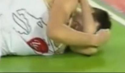 Eurolega: Il video di Batiste che calpesta Ozbolt