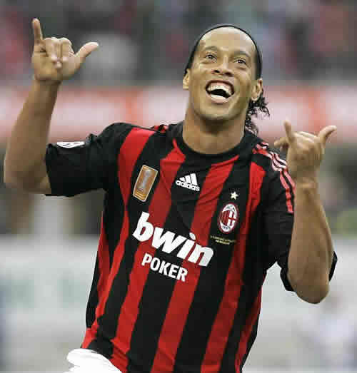 Il Gremio si ritira, Ronaldinho è del Flamengo