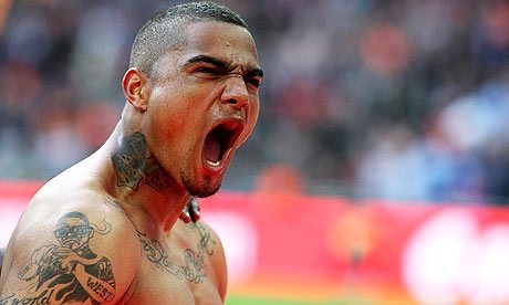 Boateng è tutto rossonero, Sokratis torna al Genoa