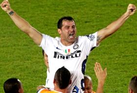 Stankovic, Zanetti e Milito piegano il Seongnam. Inter in finale