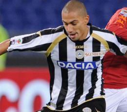 Pressing Napoli per Inler. L’Udinese vuole Giuseppe Iuliano