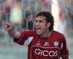 La Reggina pesca in Lega Pro in attesa di Amoruso e Destro