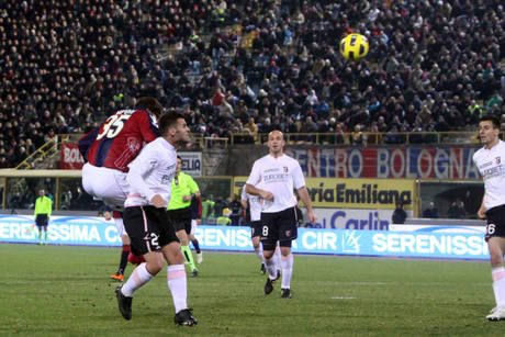 Il Bologna stende il Palermo. Decide nel finale Paponi