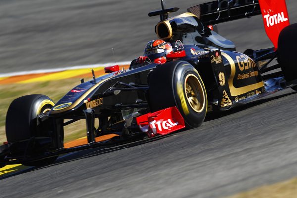 A Valencia sfreccia Kubica, problemi per la Ferrari