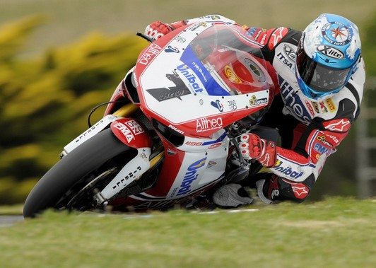 SBK, Phillip Island: la prima Superpole va a Checa.