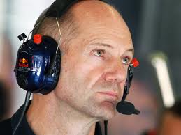 F1, Newey accusa la McLaren per gli scarichi copiati. Ma si ricorda dell’F-Duct?
