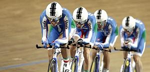 Ciclismo, mondiali su pista. Italia due gioie con Bronzini e Viviani