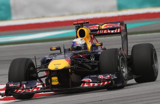 F1: Vettel cala il poker in Turchia. Prima fila Red Bull