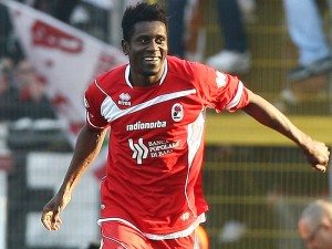 Bari d’orgoglio, Parma ko con rissa nel tunnel