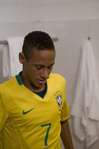 Juve, il “baffo” ti aiuta per Neymar