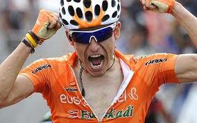 Giro d’Italia, Anton sullo Zoncolan, controlla Contador