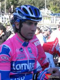 Giro d’Italia, rabbia Visconti, Ulissi vince. Controlla Contador