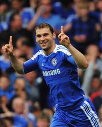 Stamford Bridge acclama Ivanovic Junior. Video