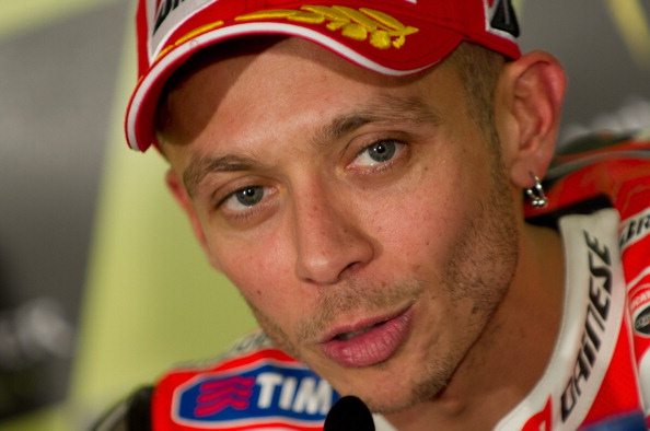 Debutto ok per la Ducati GP11.1. Rossi 2° nelle libere ad Assen