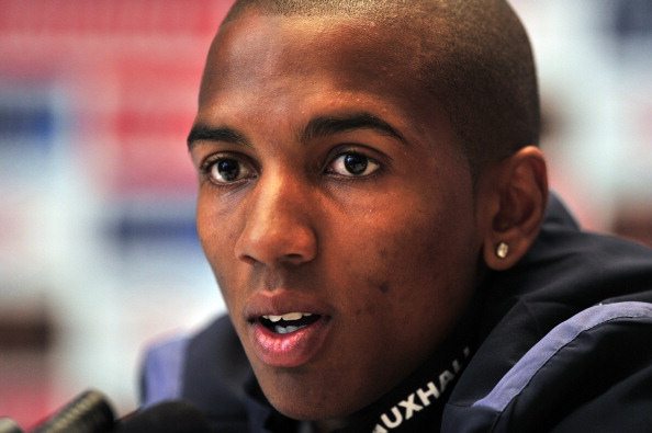 Ashley Young ufficiale, il secondo colpo del Manchester United