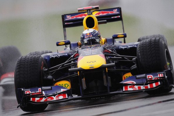 F1, la FIA vieta gli scarichi soffiati. Decisione anti-Red Bull?