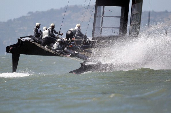 Oracle “scuffia” nella baia di San Francisco. Video