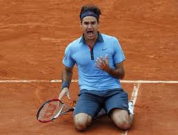 Roland Garros, out Djokovic, immenso Federer è finale con Nadal
