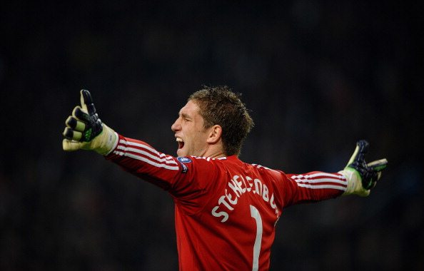 Roma, preso Stekelenburg. Vucinic verso il Manchester Utd