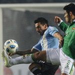 Argentine forward Ezequiel Lavezzi(L) an