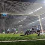 Argentine goalkeeper Juan Carrizo tries