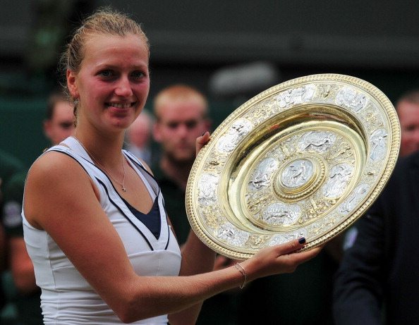 Wimbledon, gioia Kvitova, ko Maria Sharapova