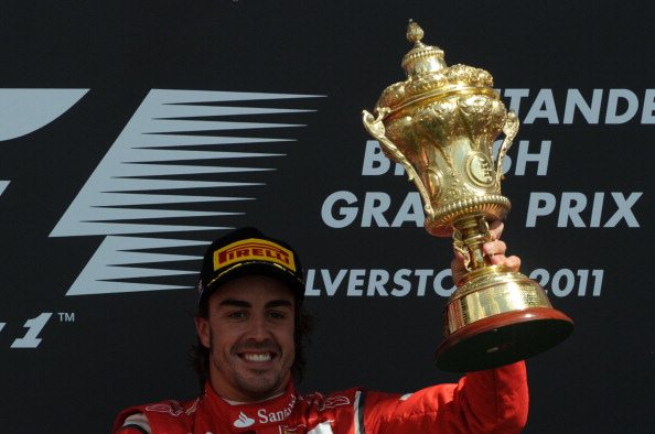 F1, immenso Alonso a Silverstone