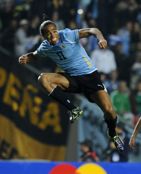 All’Uruguay basta Álvaro Pereira, l’Argentina ai quarti