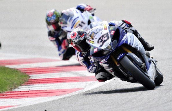 La Yamaha lascia la Superbike, Melandri senza moto nel 2012